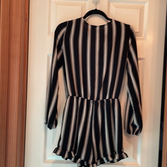 Mimi Chica jumpsuit, size med - Picture 9 of 9